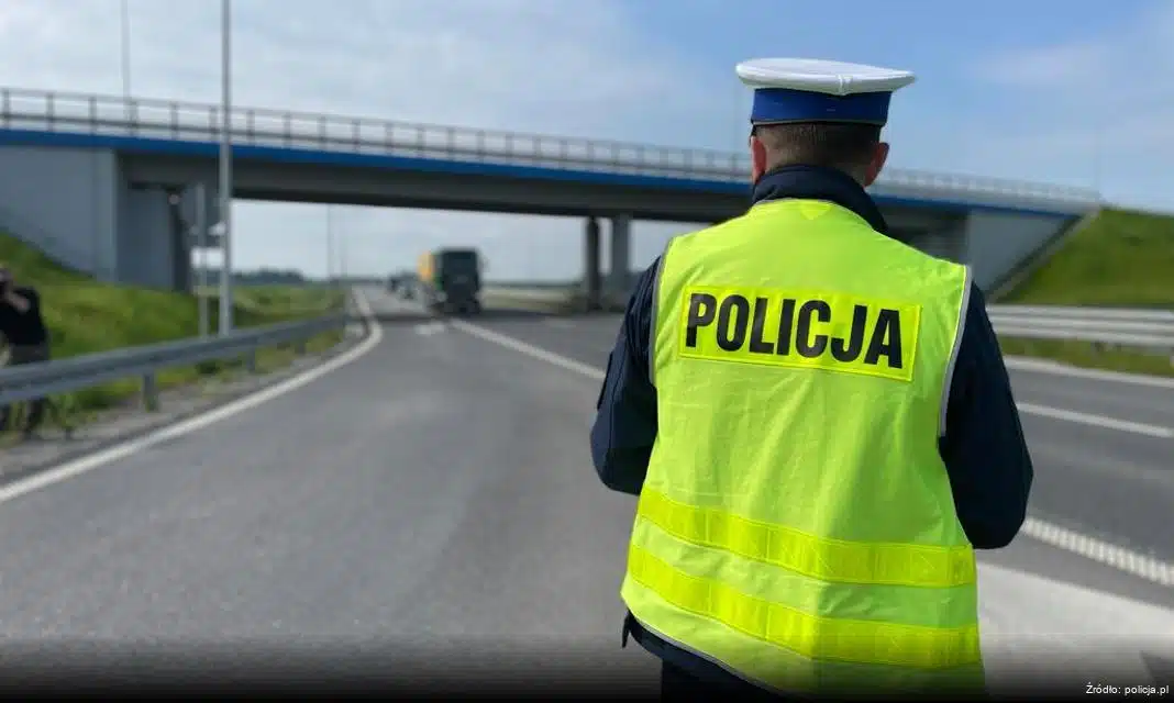 Policja z Ustrzyk Dolnych uratowała wychłodzonego 15-latka